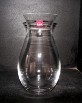 BULBED VASE 25cm.