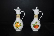 Bottle oil, bottle vinegar 80H, porcelain fruit 0,25l.