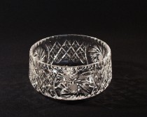 60386/26008/160 cut crystal bowl.