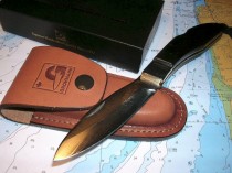 KNIFE  R300S D.H.Russel Pocket & Lock Knife