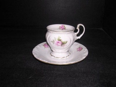 Cup and saucer coffee Thun 466