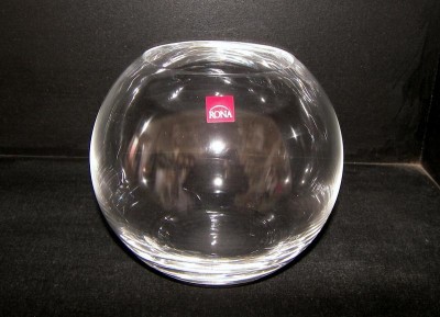 VASE GLOBE 20cm.