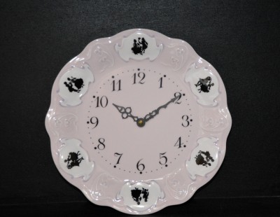 Plate clock Olga 418, pink porcelain, 24cm
