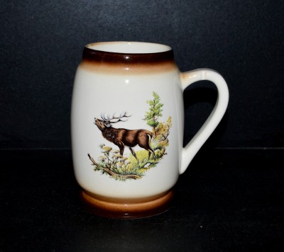 Hunting tankard with deer 0.5l.