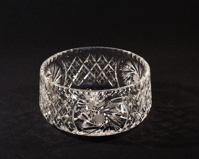 60386/26008/160 cut crystal bowl.