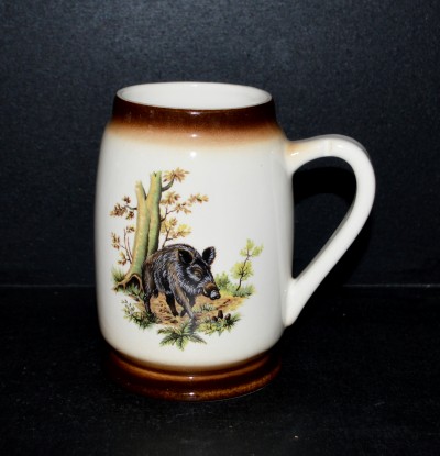 Hunting tankard with boar, 0.5 l.