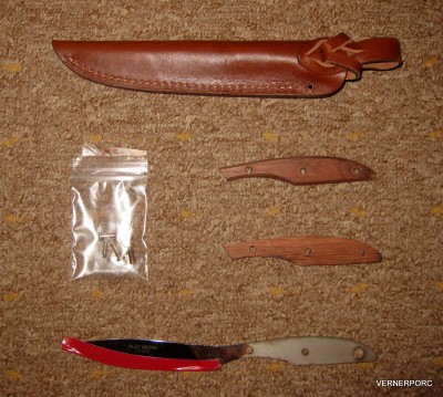Fixed knife UR2SF Trout & Bird, Bird & Trout to the assembly.