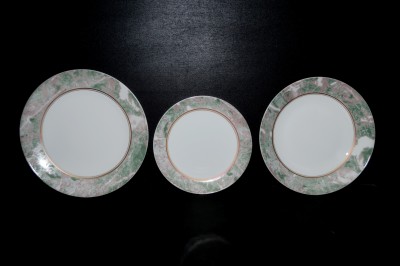 Plate set 18 piece green marble