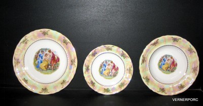 Set of Sonata plates 676 18 panels, luster / Three Graces