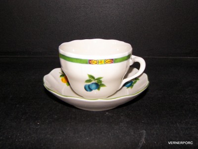 B cup and saucer, fruit decor, 6 pieces of ivory.