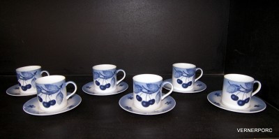 Cup and saucer Cairo Blue 6 pc Cherry.